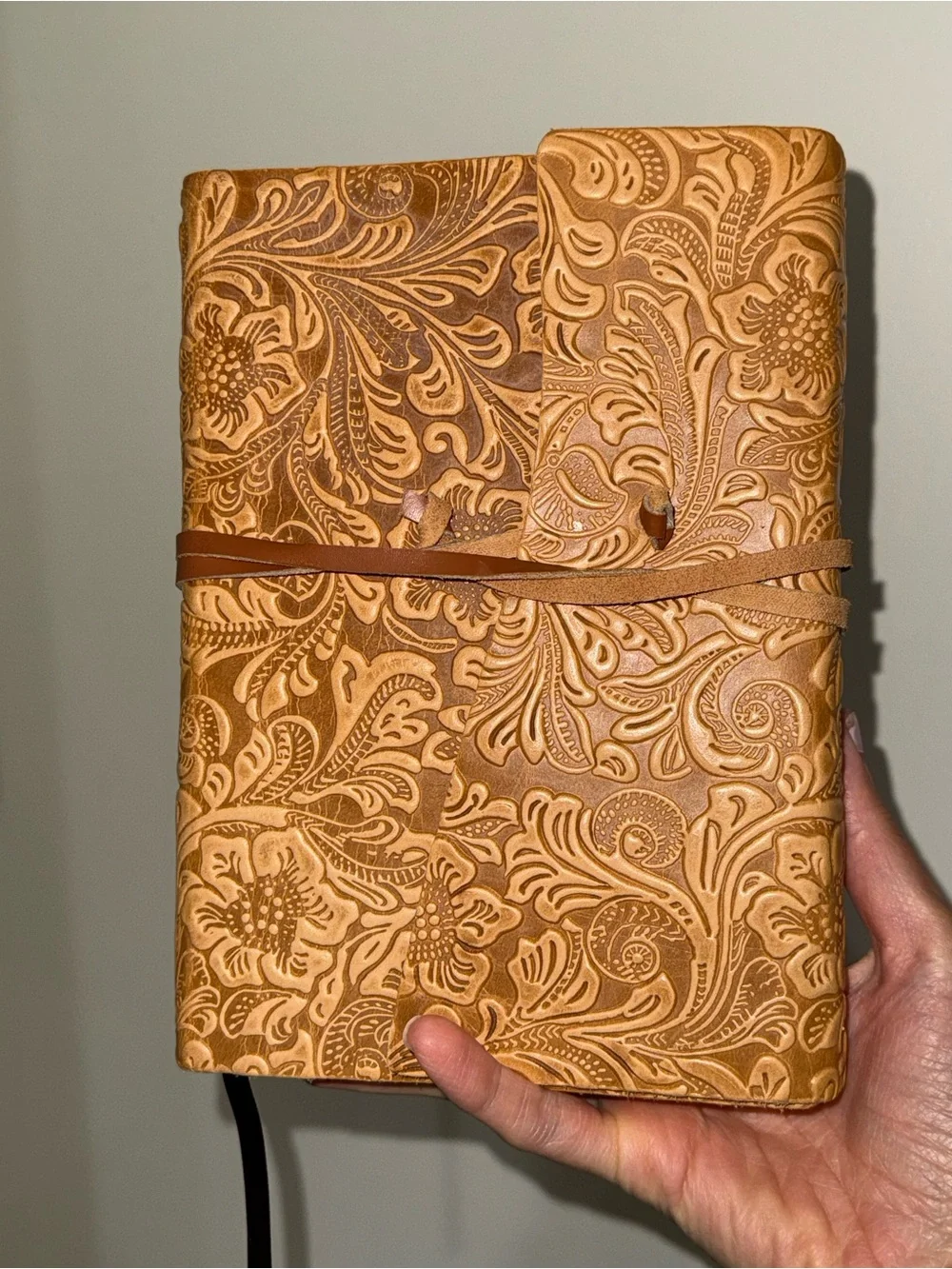Genuine leather journal handmade in Italy